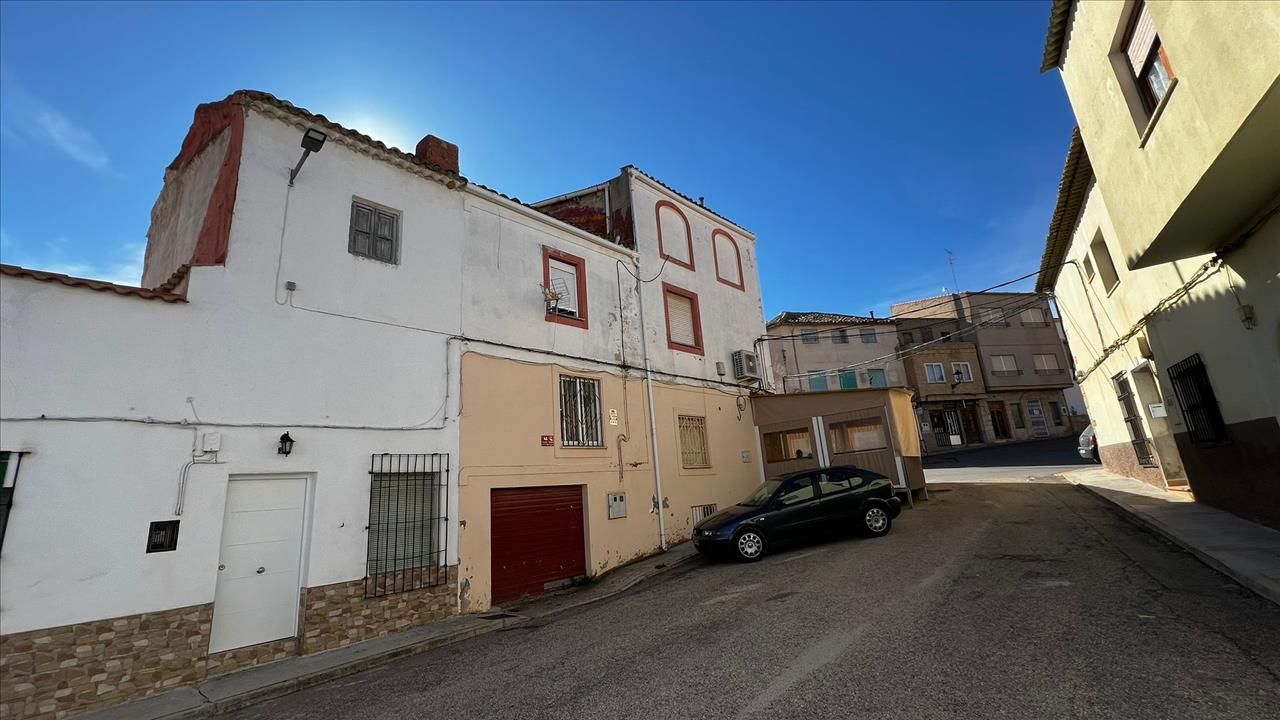 Exterior view of Flat for sale in Ledaña