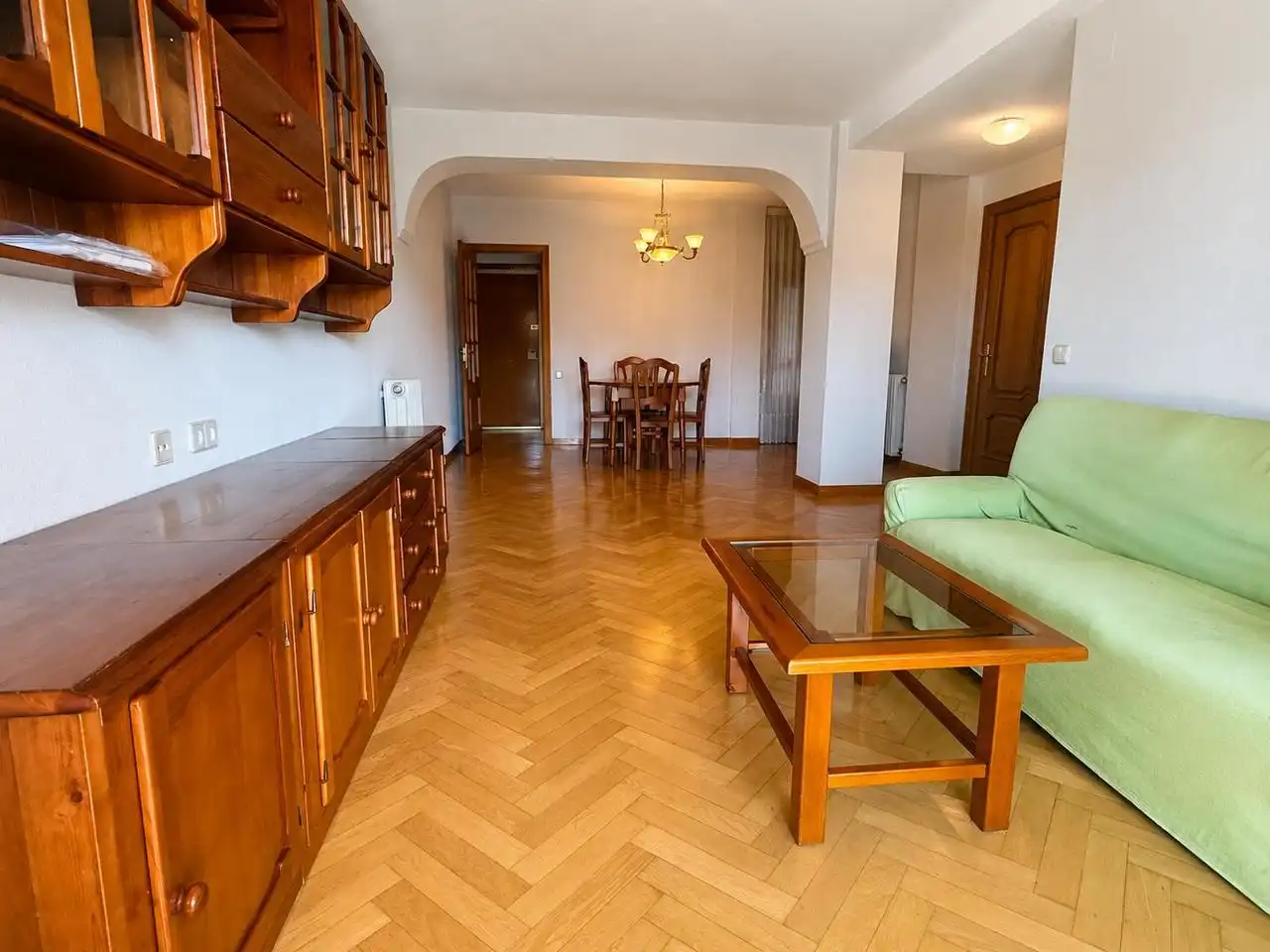 Sala de estar de Piso en venta en Madrid con Calefacción, Parquet y Terraza