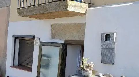 Foto 4 de Casa adosada en venda a Carrer Baix, 23, Artesa de Segre, Lleida