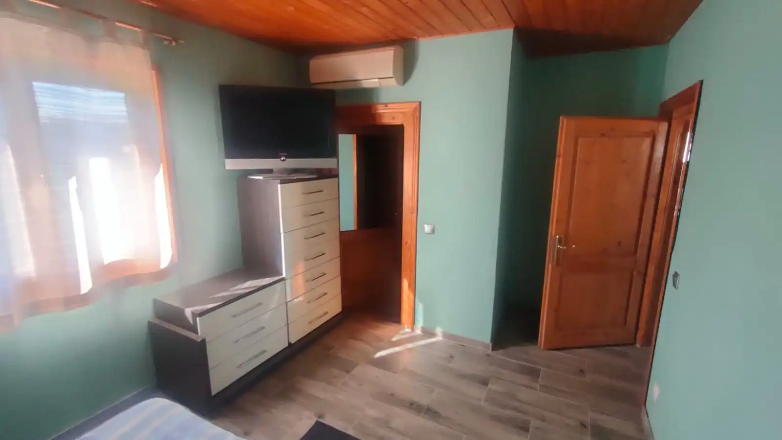 Habitación de Casa o chalet en venta en Zaragoza con Aire acondicionado, Calefacción y Jardín privado