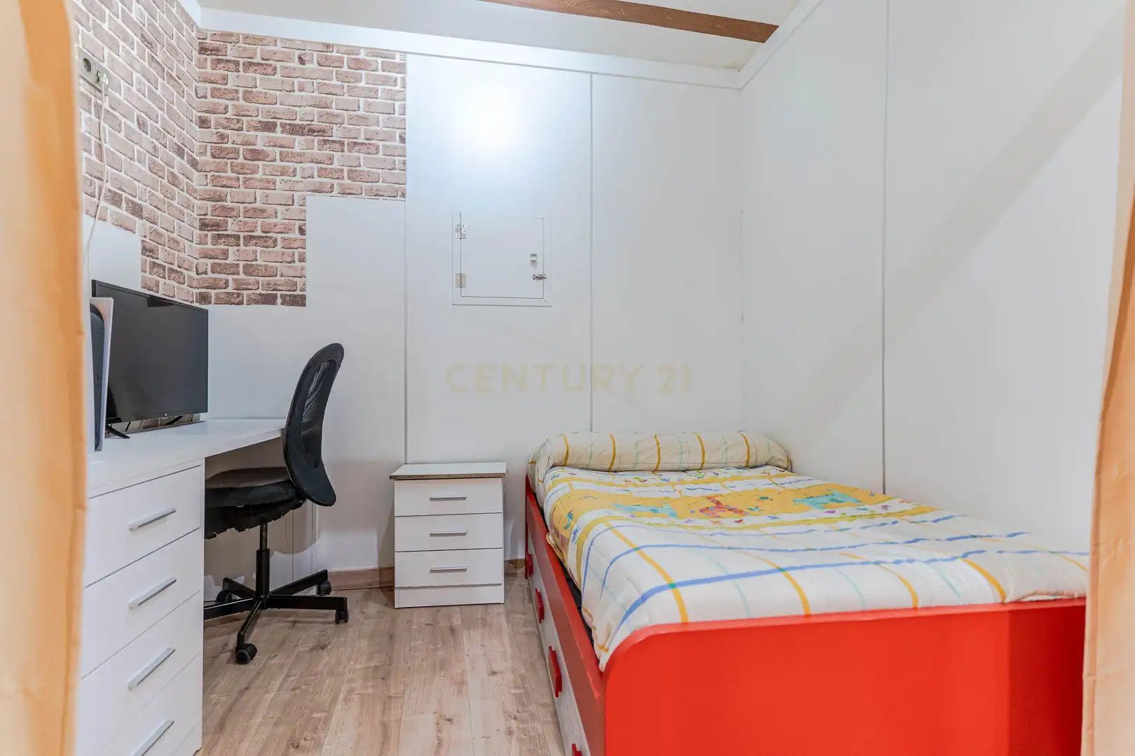 Habitación de Apartamento en venta en Montefrío con Aire acondicionado y Jacuzzi