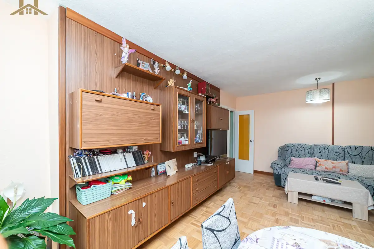 Living room of Flat for sale in Fuenlabrada  with Air Conditioner, Heating and Terrace