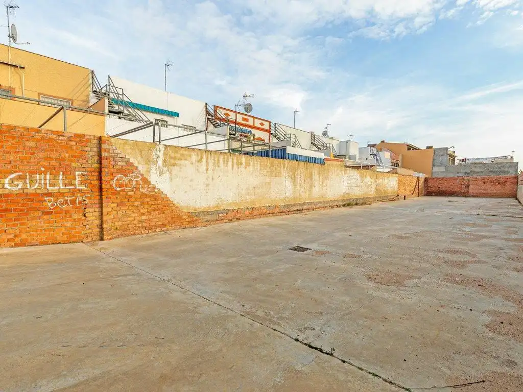 Exterior view of Commercial properties for sale in La Rinconada