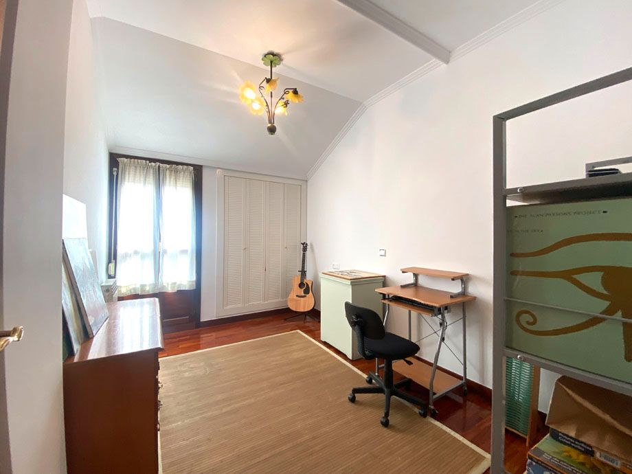 Bedroom of Flat for sale in Vitoria - Gasteiz  with Heating, Terrace and Furnished