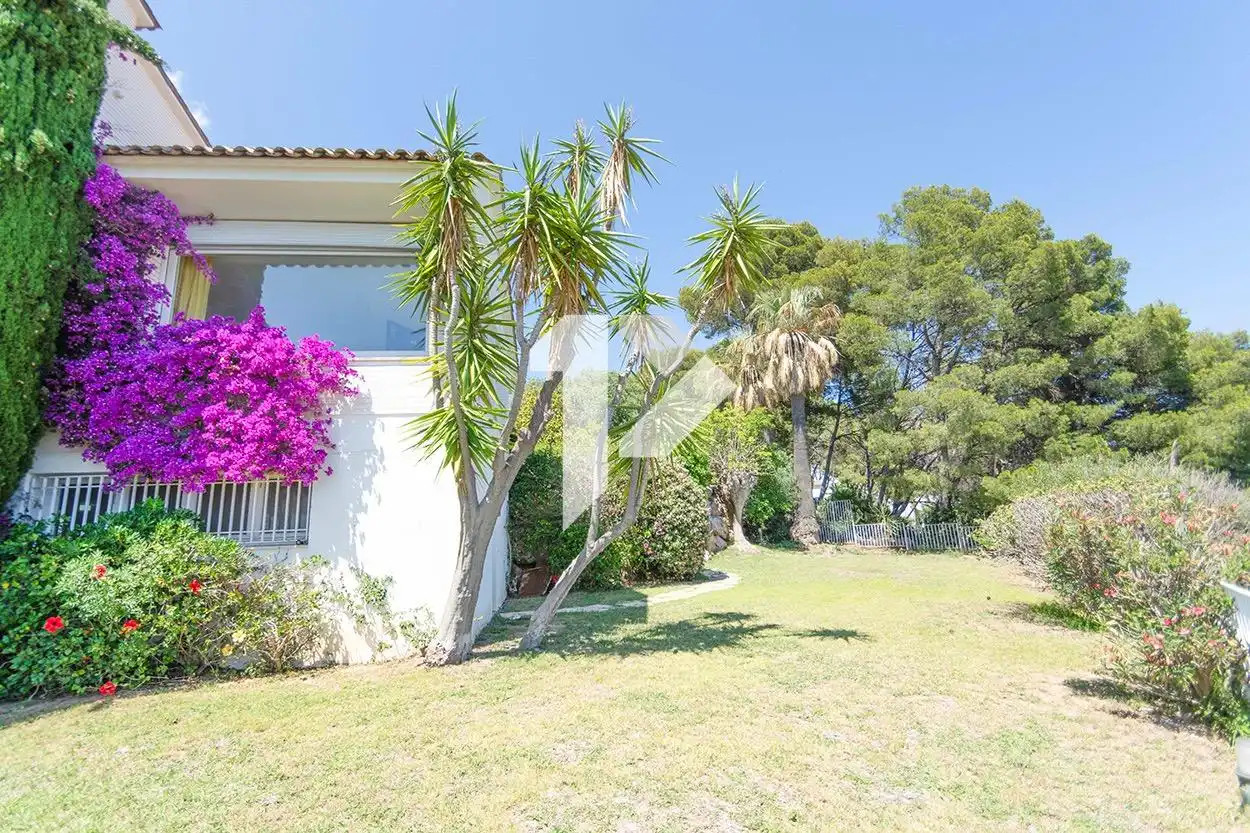 Exterior view of Houses for sale in Castelldefels  with Private garden, Terrace and Community pool