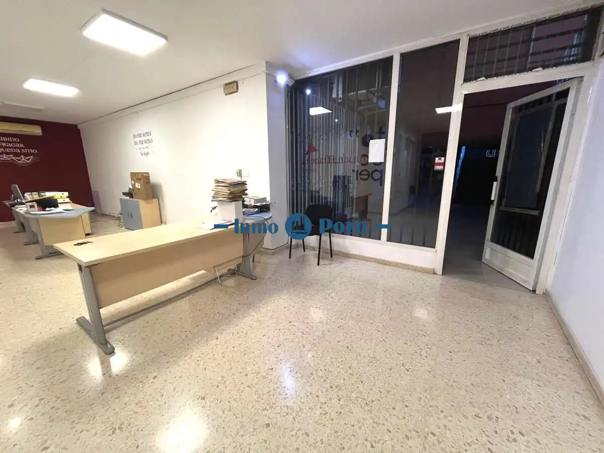 Local comercial en venda a Almendralejo, imagen 3
