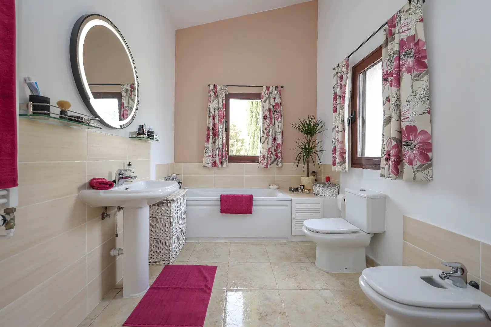 Baño de Casa o chalet en venta en Casarabonela con Aire acondicionado, Jardín privado y Piscina
