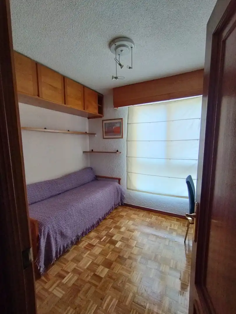 Flat for rent in Calle de la Virgen de Aránzazu, 33, Tres Olivos - Valverde