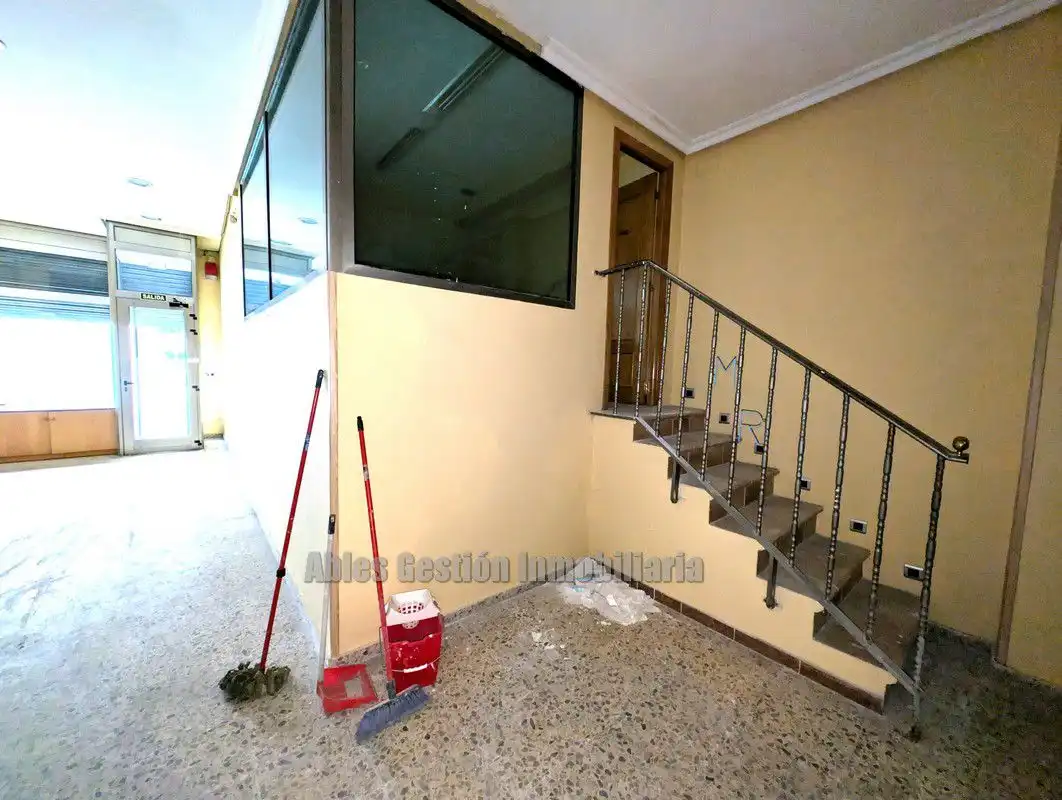 Local comercial en venta en Montes Del Sueve, imagen 7