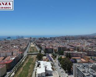 Exterior view of Flat to rent in Málaga Capital  with Air Conditioner, Terrace and Storage room