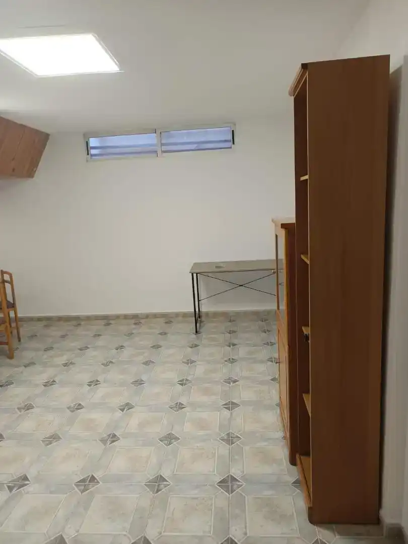 Wohnung zur Miete in Cartagena mit Klimaanlage, Privatgarten und Möbliert