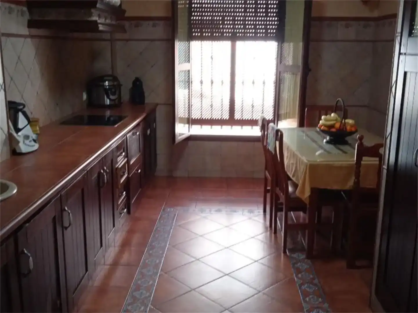Cocina de Casa adosada en venta en Lora del Río, Sevilla