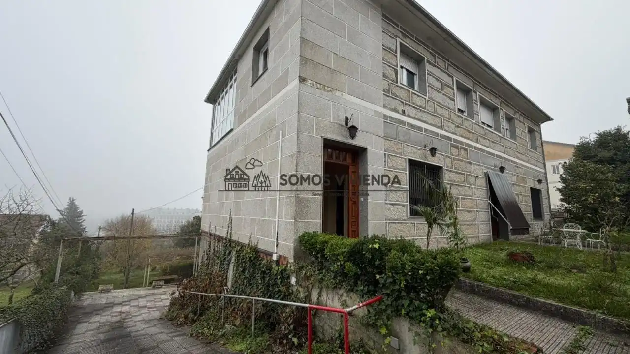 Exterior view of Houses for sale in Ourense Capital   with Heating, Private garden and Terrace