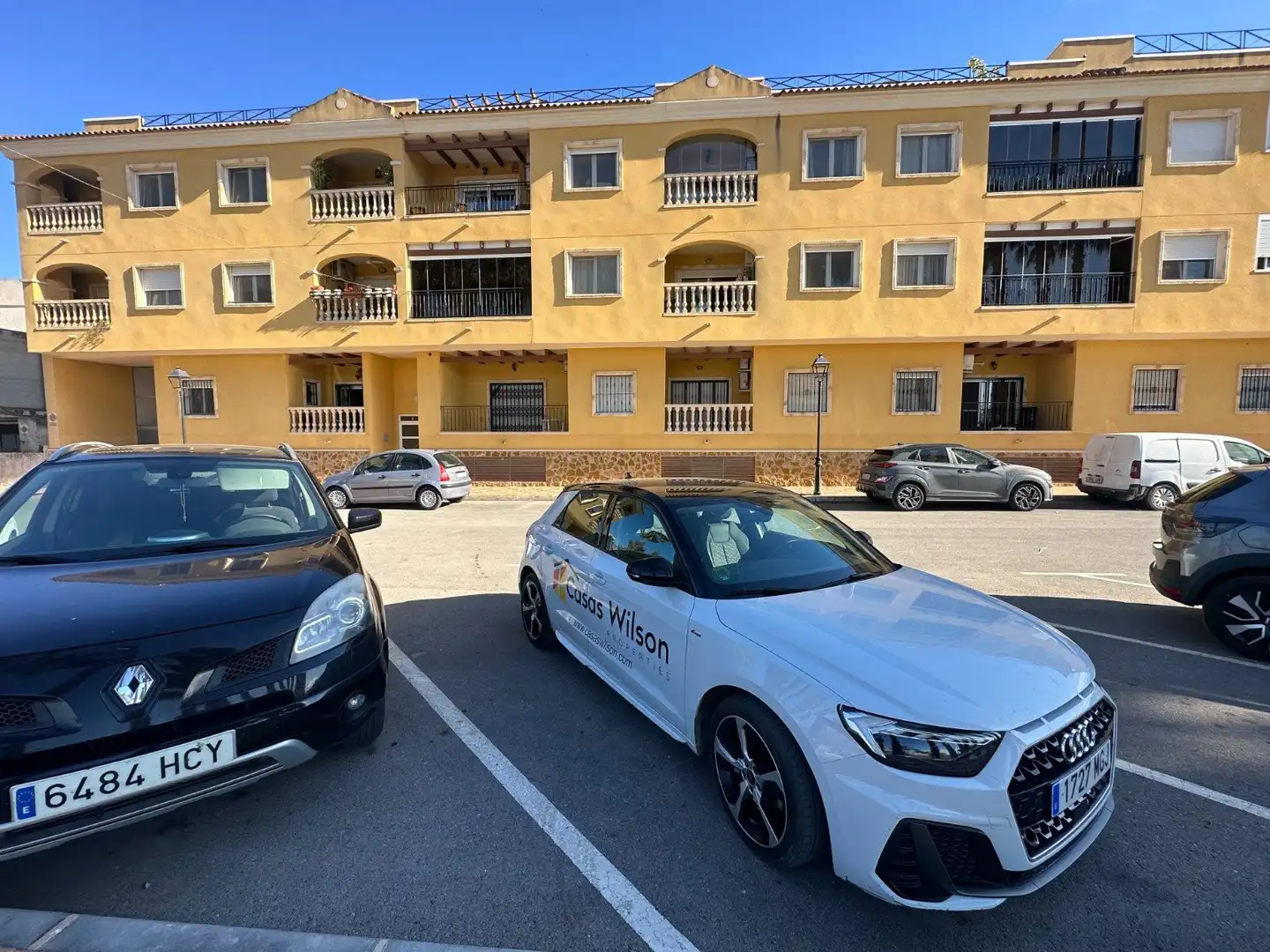 Aparcament de Apartament en venda en Jacarilla amb Moblat i Balcó