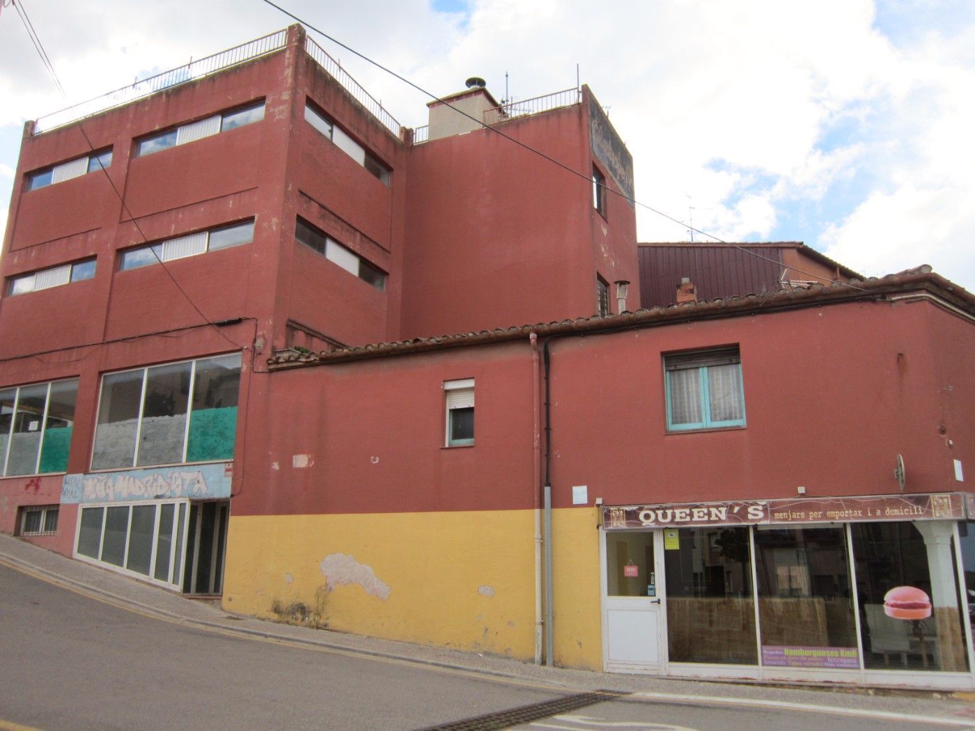 Außenansicht von Geschaftsraum zum verkauf in Llagostera mit Klimaanlage und Heizung