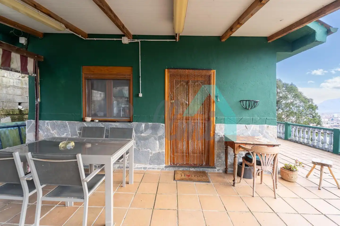 Casa o xalet en venda en Oviedo  amb Jardí privat, Terrassa i Traster