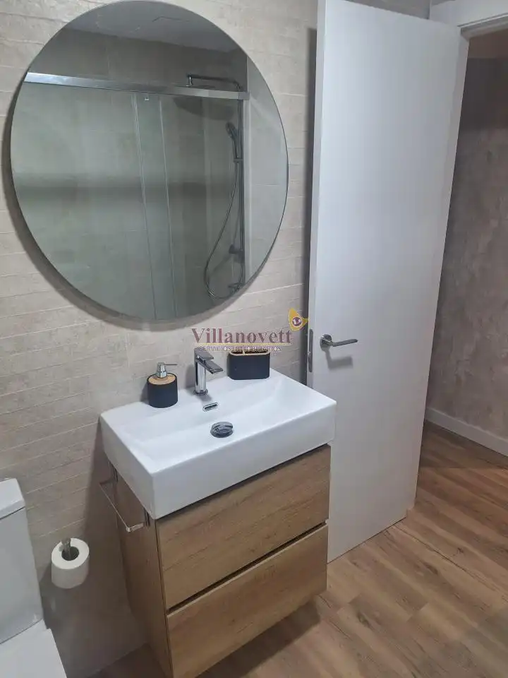 Bathroom of Apartments for rent in Redondela  with Furnished