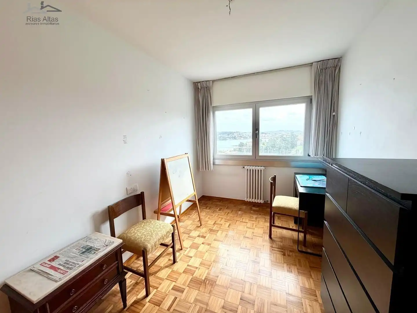 Bedroom of Flat for sale in A Coruña Capital   with Heating and Parquet flooring