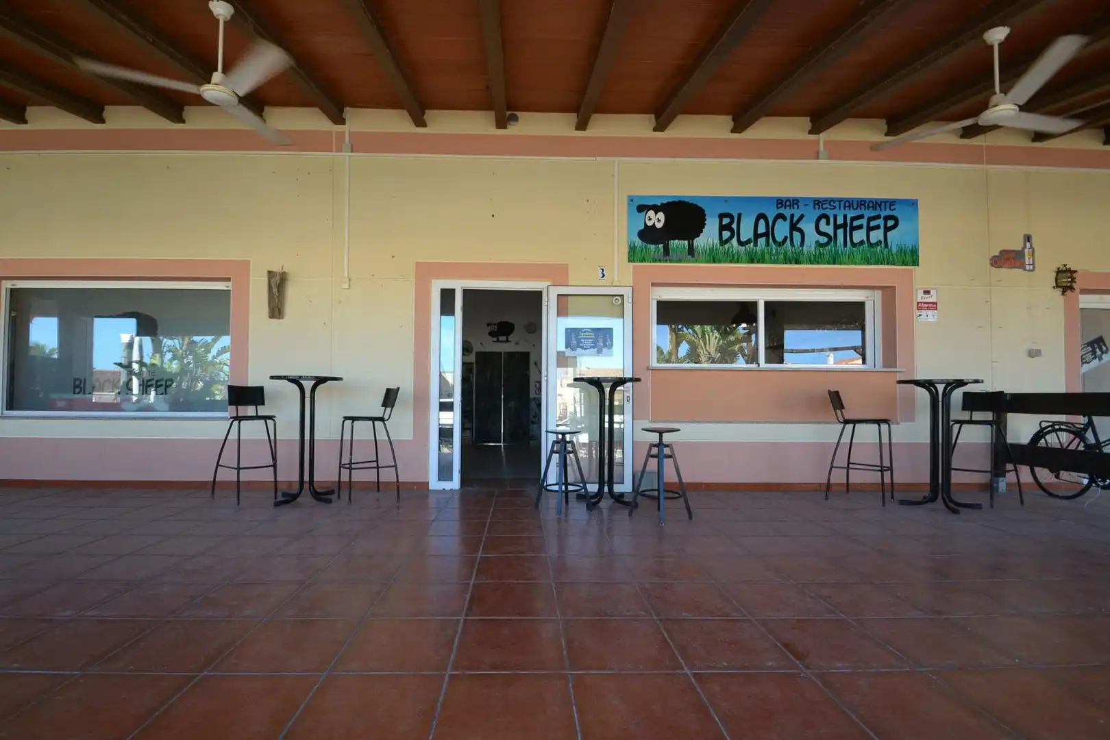 Local en venda en Deltebre amb Aire condicionat i Moblat