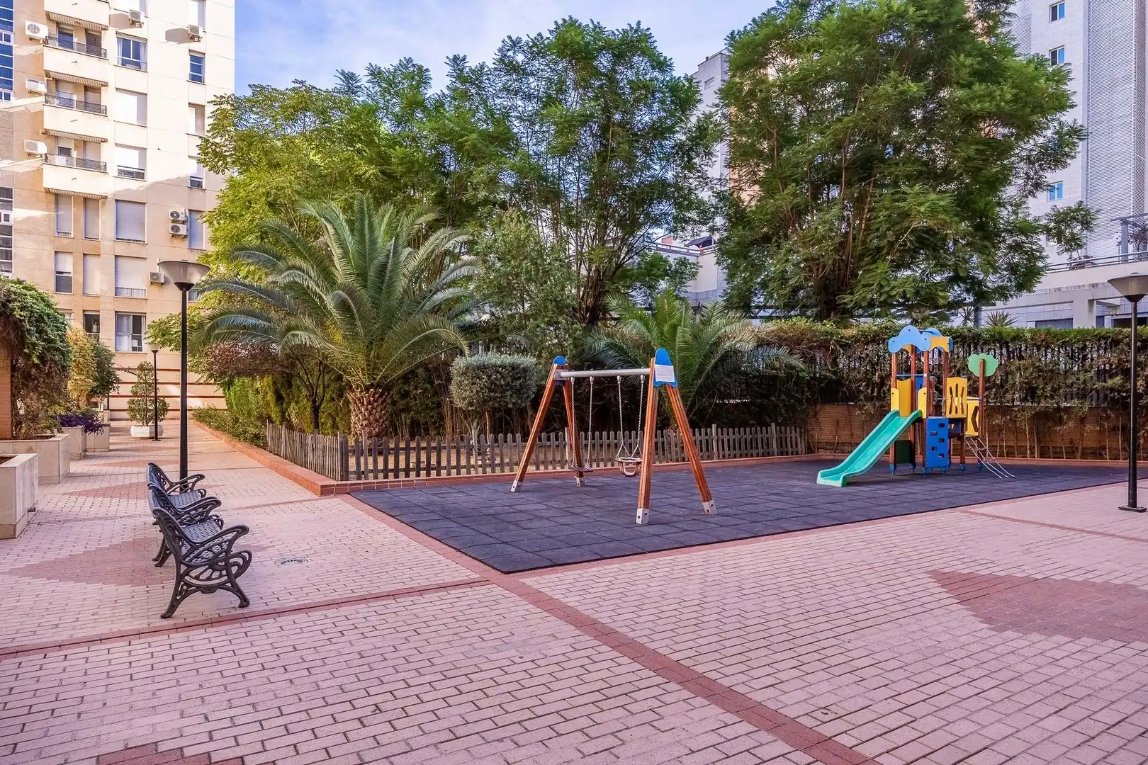 Flat for sale in Sevilla, Sevilla