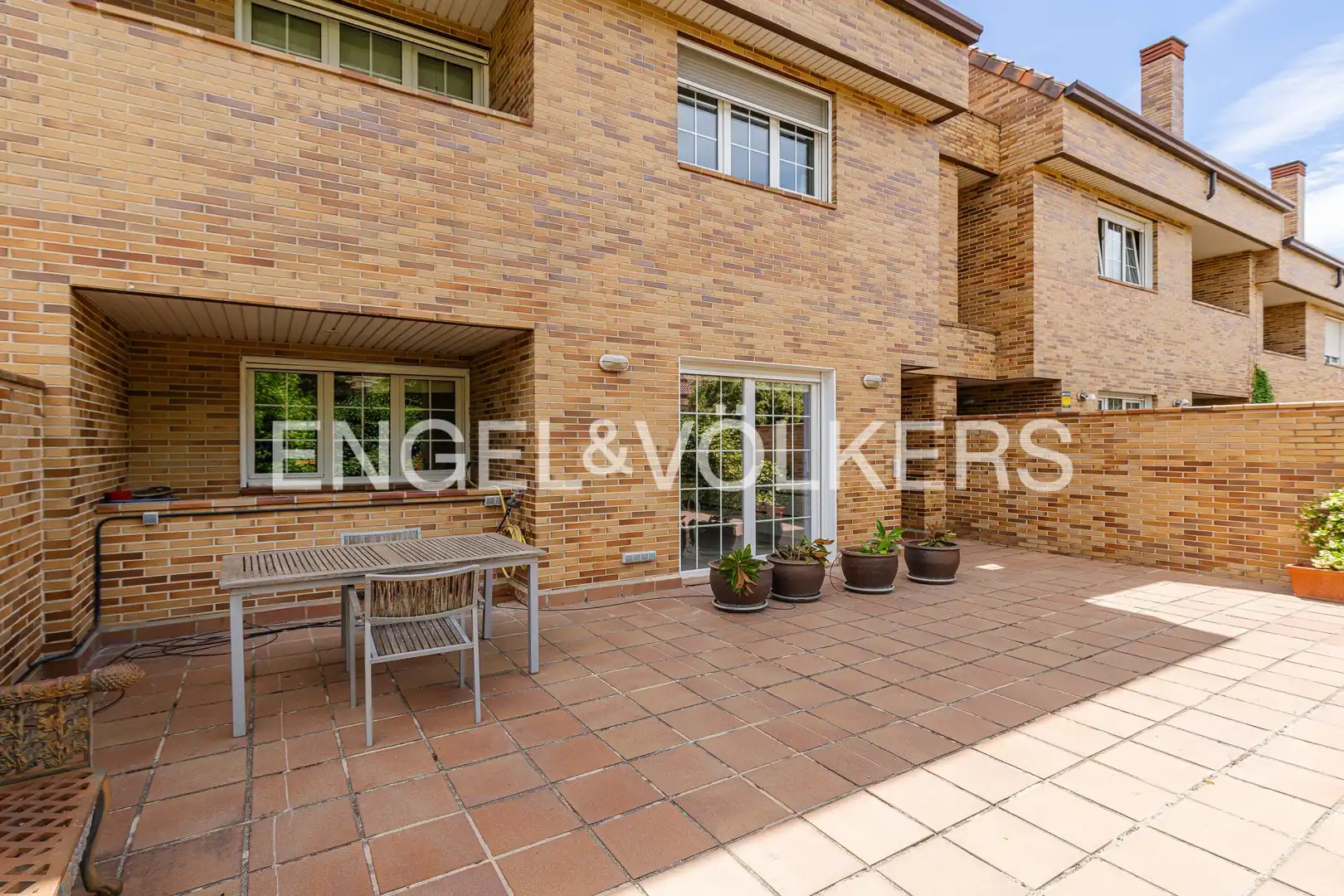 Terrace of Houses for sale in Las Rozas de Madrid  with Heating, Private garden and Parquet flooring