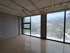 Business premises to rent in Zona de la Vega, imagen 9