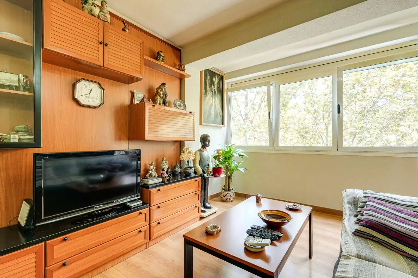 Living room of Flat for sale in Barcelona  with Furnished