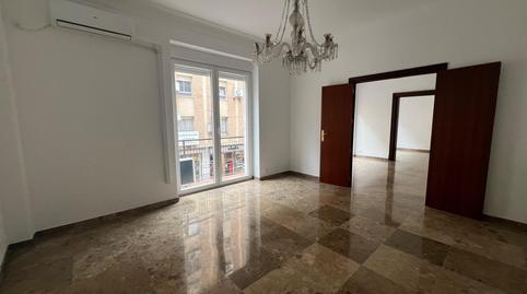 Foto 2 de Piso de alquiler en Zona Centro, Córdoba