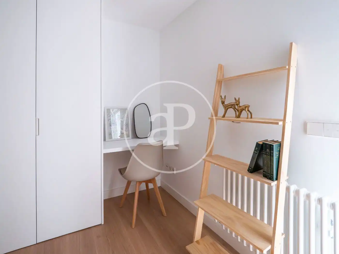 Schlafzimmer von Wohnung zum Verkauf in Madrid mit Klimaanlage, Heizung und Terrasse