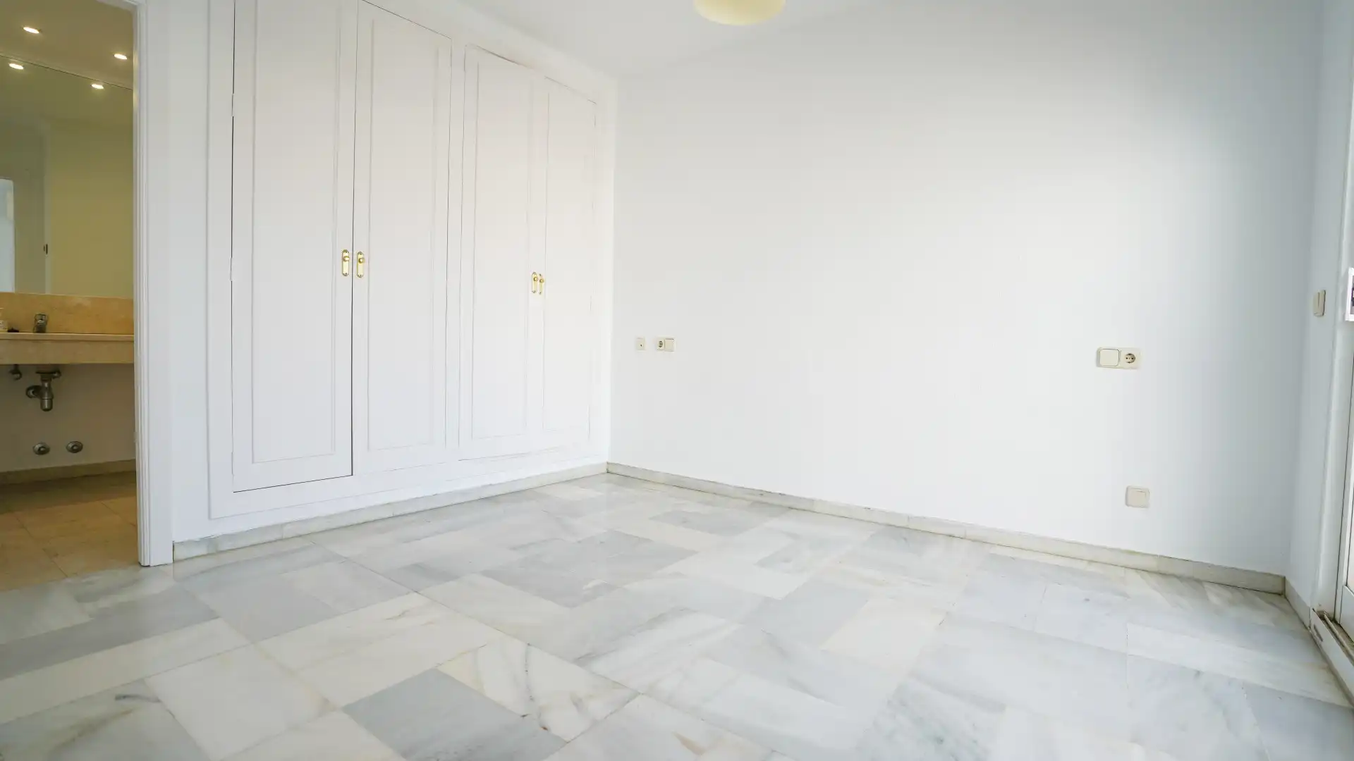 Ático con piscina en venta en Marbella Centro, imagen 12