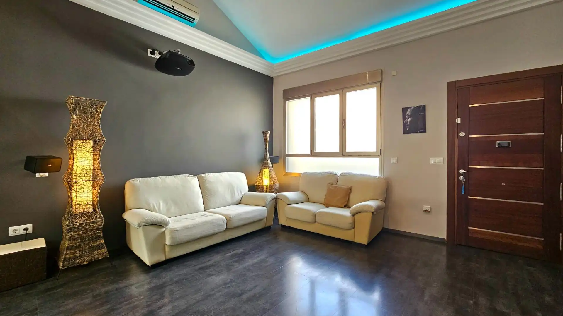 Sala d'estar de Casa o xalet en venda en Cartagena amb Aire condicionat, Calefacció i Moblat