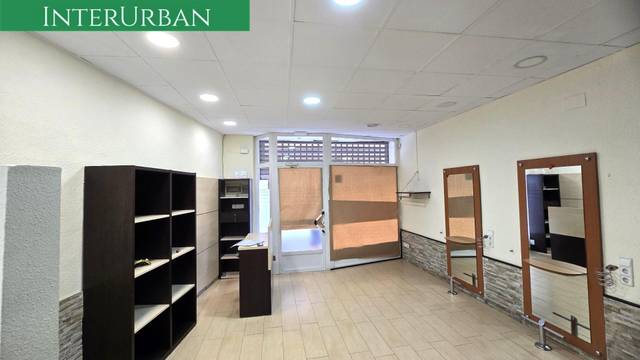 Local comercial en Alquiler en Parque de la Bombilla