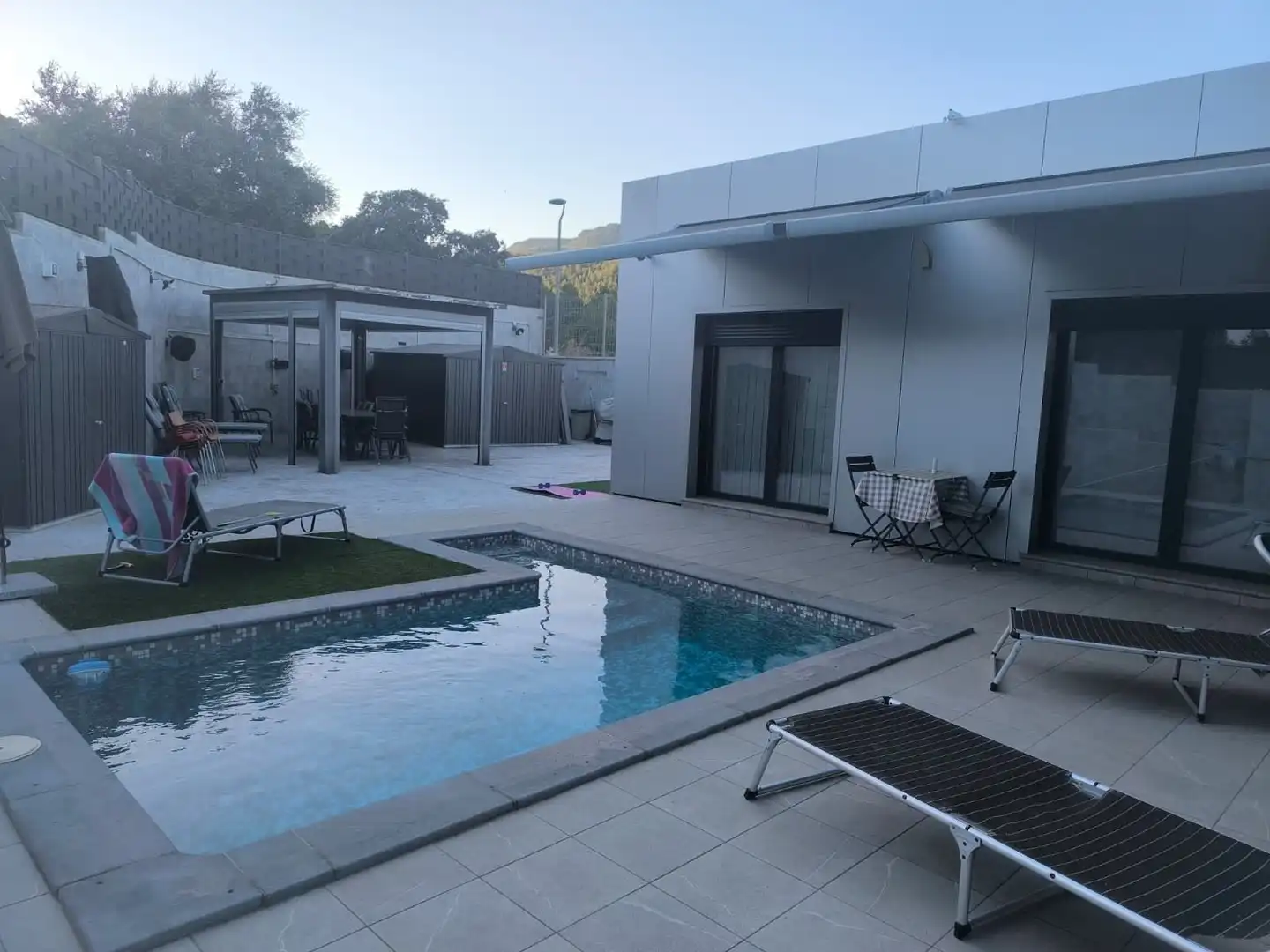 Casa amb jardí en venda a Avinguda de les comarques 18, imagen 4
