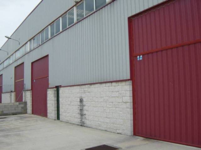 Nave industrial en Venta en Carrer de Llevant en Sant Llorenç d'Hortons