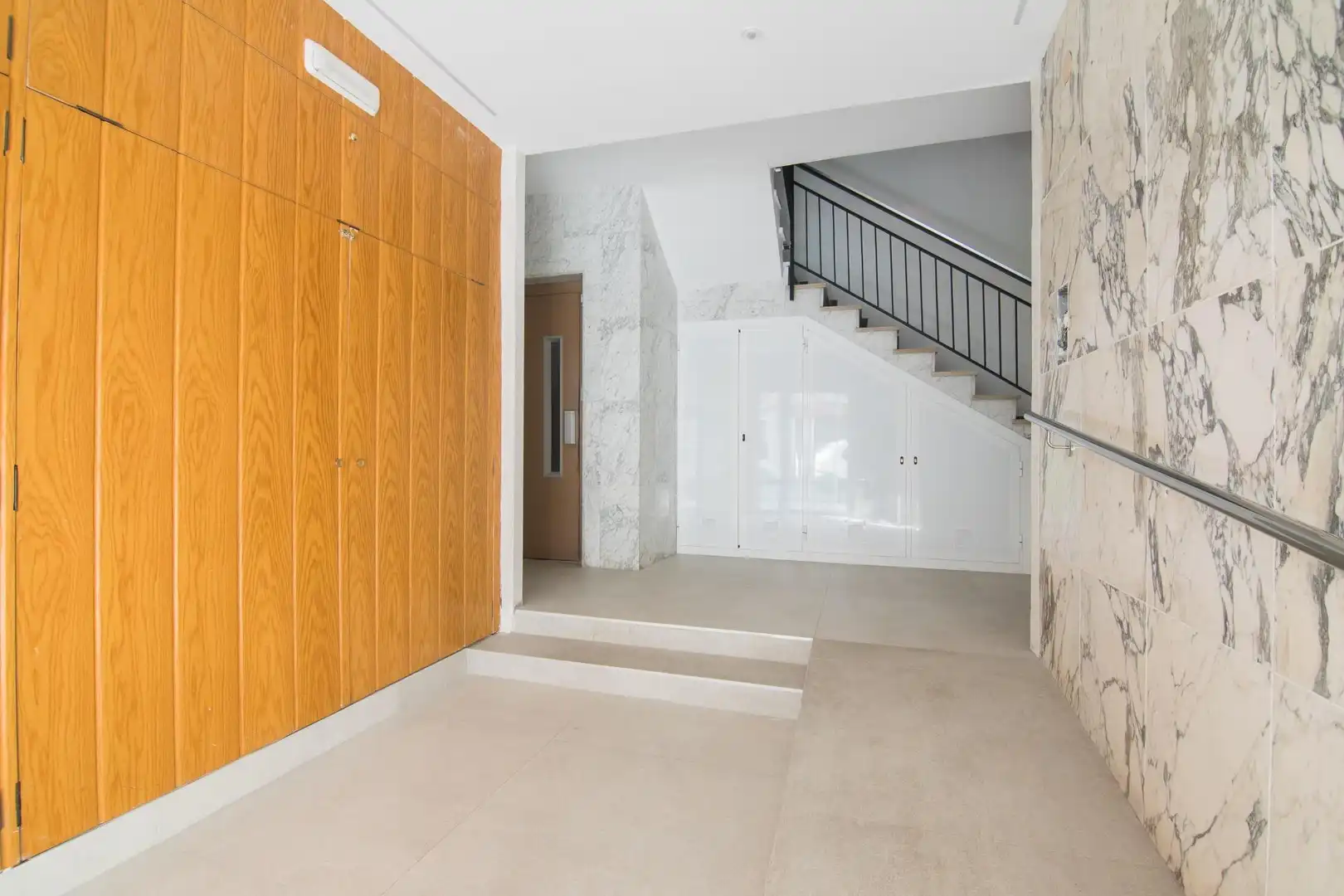 Piso en venta en Elche / Elx con Aire acondicionado y Balcón