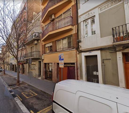 Local comercial en Venta en CL OLZINELLES 50 en Sants