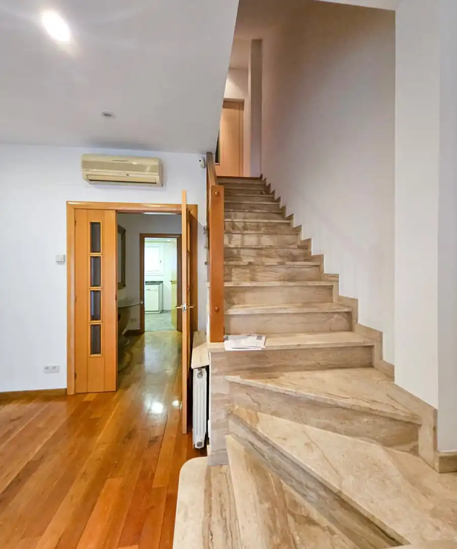 Detached homes for rent in Carrer de Güell i Ferrer, Progrés - Pep Ventura