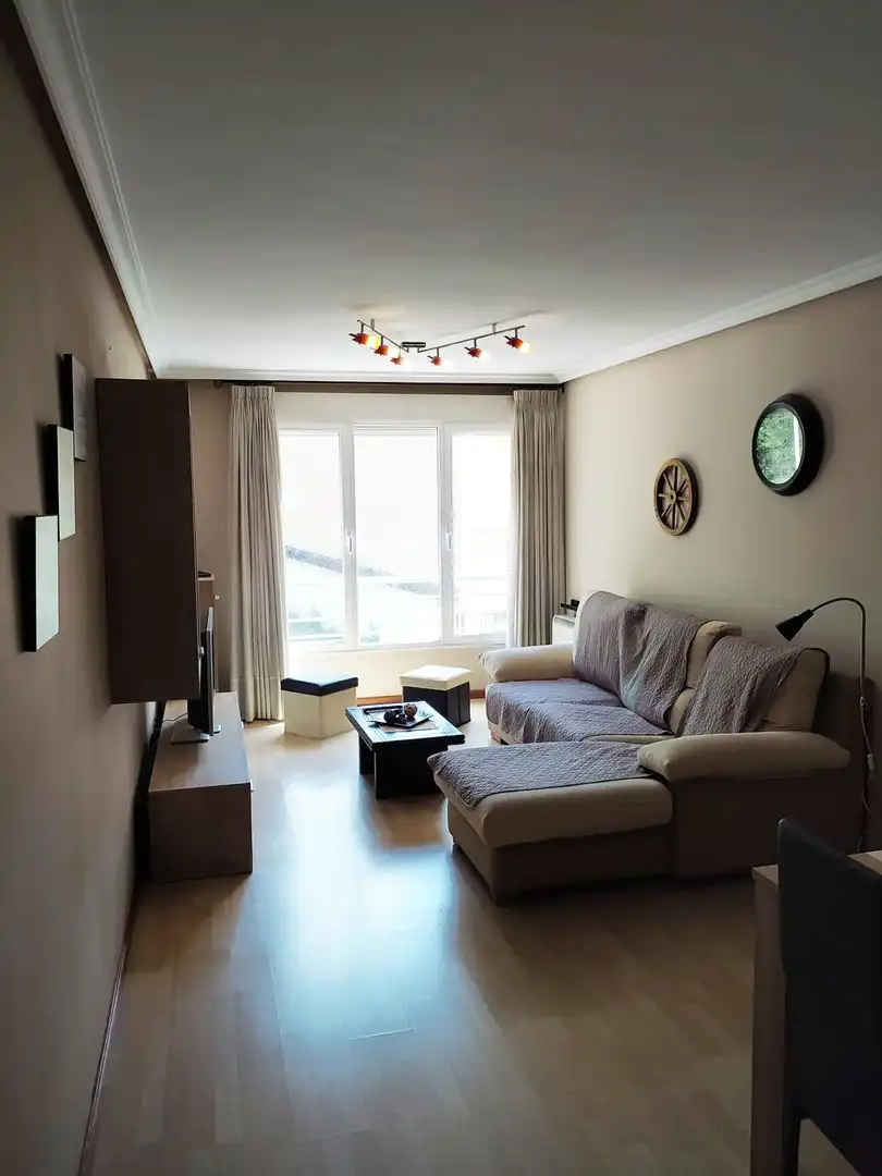 Sala d'estar de Pis en venda en Mieres (Asturias) amb Calefacció i Traster