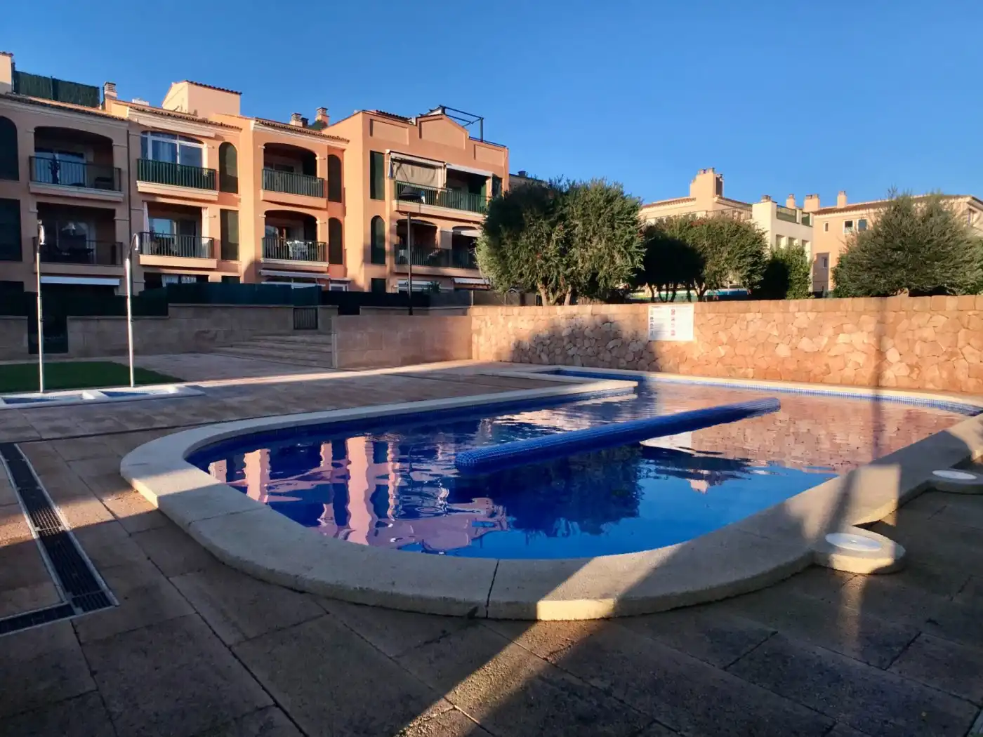 Swimming pool of Flat for rent in Sa Torre