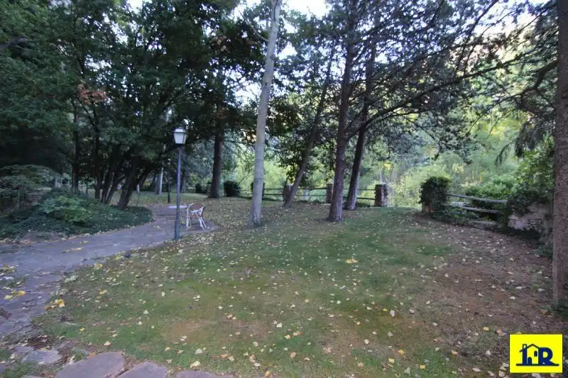 Jardí de Finca rústica en venda en Hoyo de Manzanares amb Terrassa