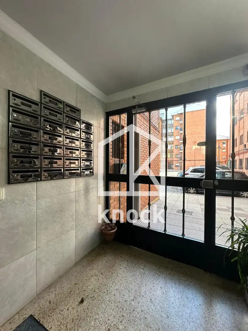 Wohnung zum Verkauf in Oviedo - CL TIGRE JUAN, 3, Corredoría - La Carisa - Prado de La Vega