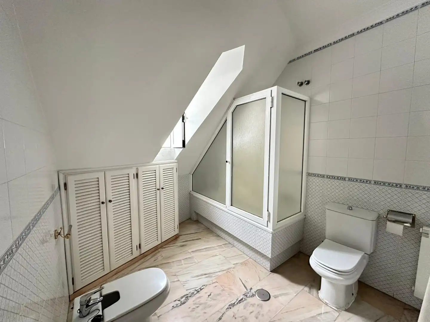 Baño de Ático en venta en Vélez-Málaga con Terraza