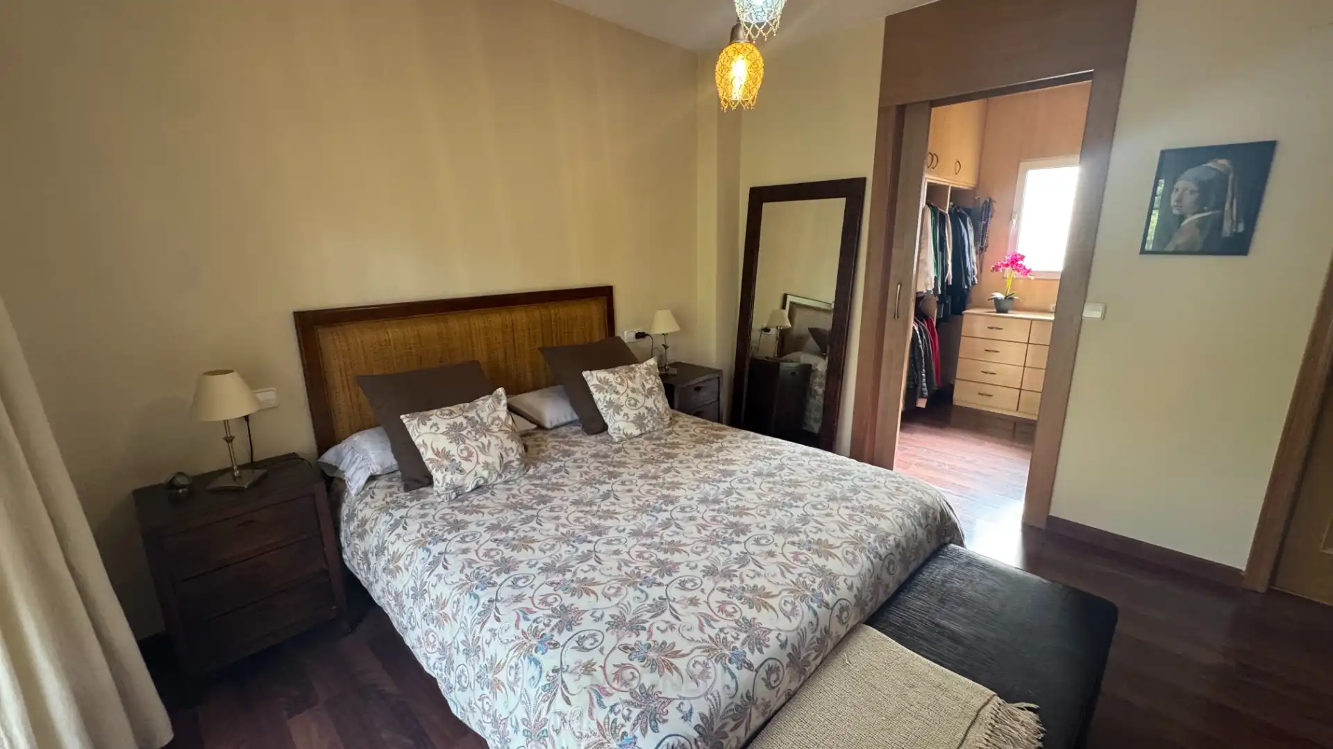 Habitación de Casa o chalet en venta en Elda con Jardín privado y Balcón