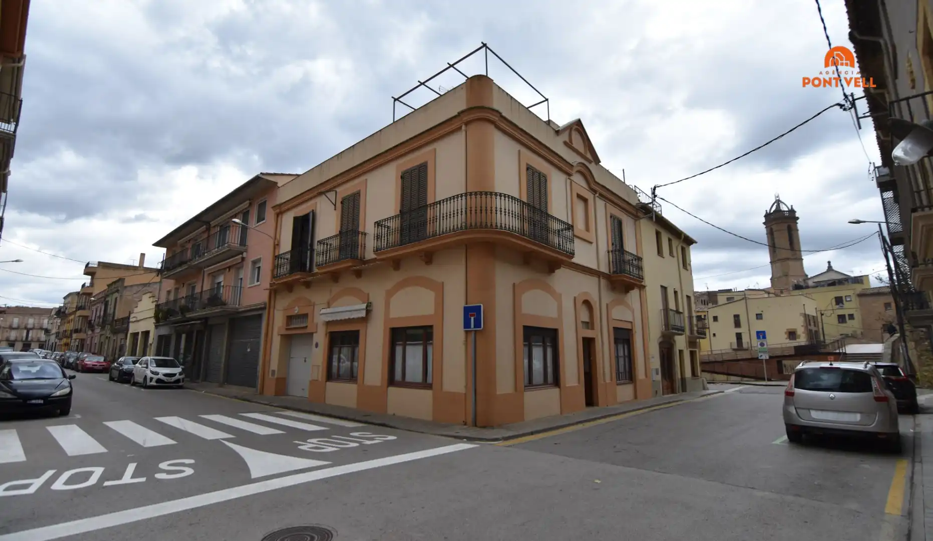 Adosado con terraza en venta en La Bisbal d'Empordà, imagen 3