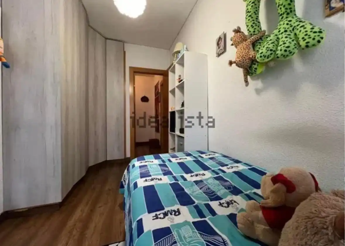 Habitación de Piso en venta en Parla con Calefacción, Parquet y Piscina comunitaria