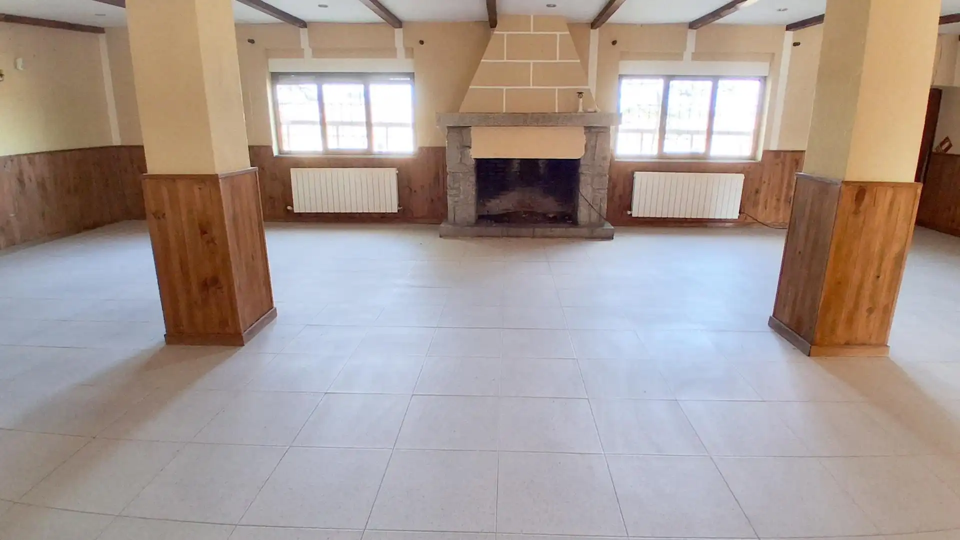 Commercial properties for sale in Vecinos