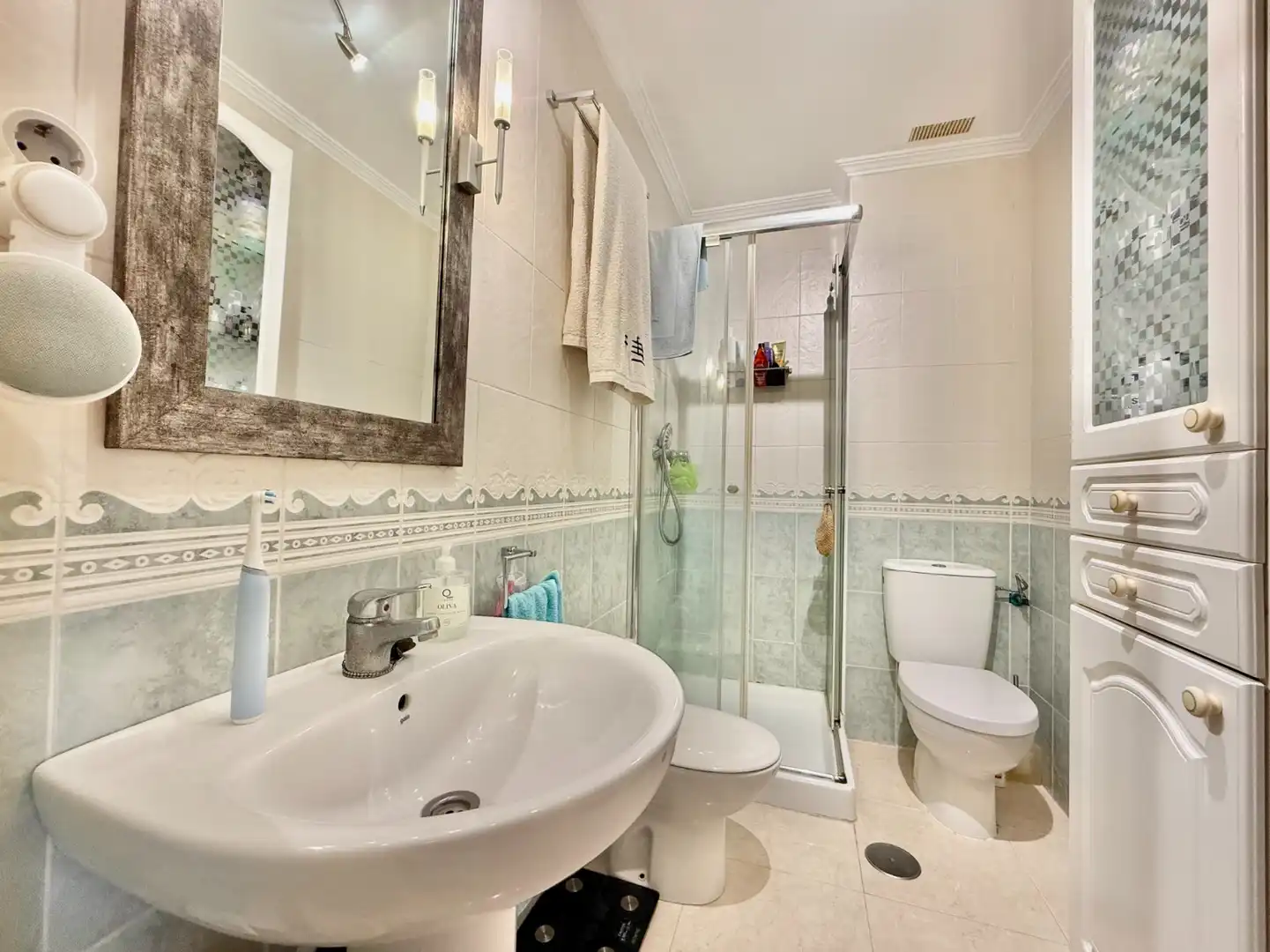 Baño de Piso en venta en San Pedro del Pinatar con Aire acondicionado, Trastero y Horno