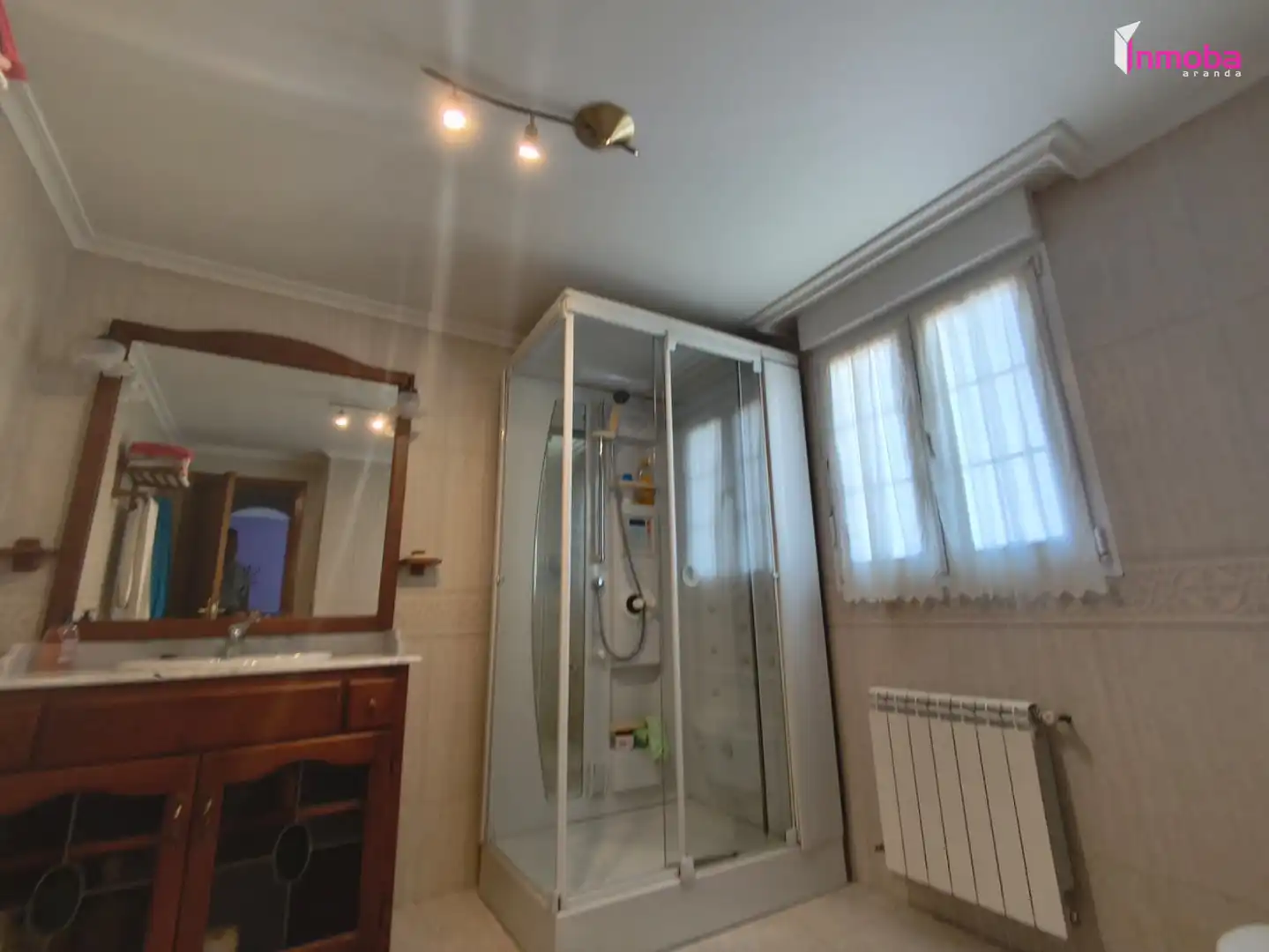 Bathroom of Houses for sale in Milagros  with Heating, Private garden and Parquet flooring