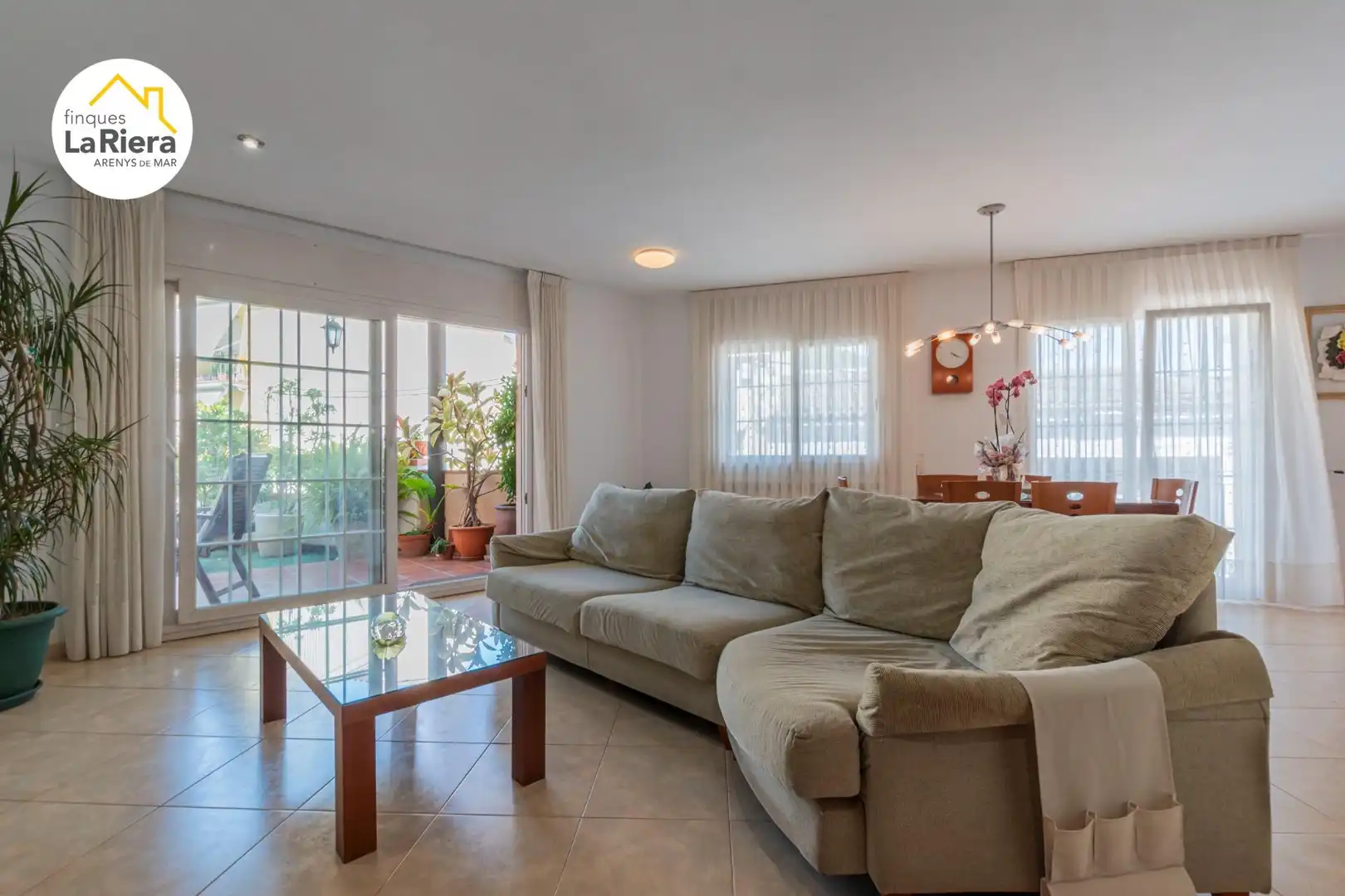 Living room of Houses for sale in Arenys de Munt  with Heating, Private garden and Terrace