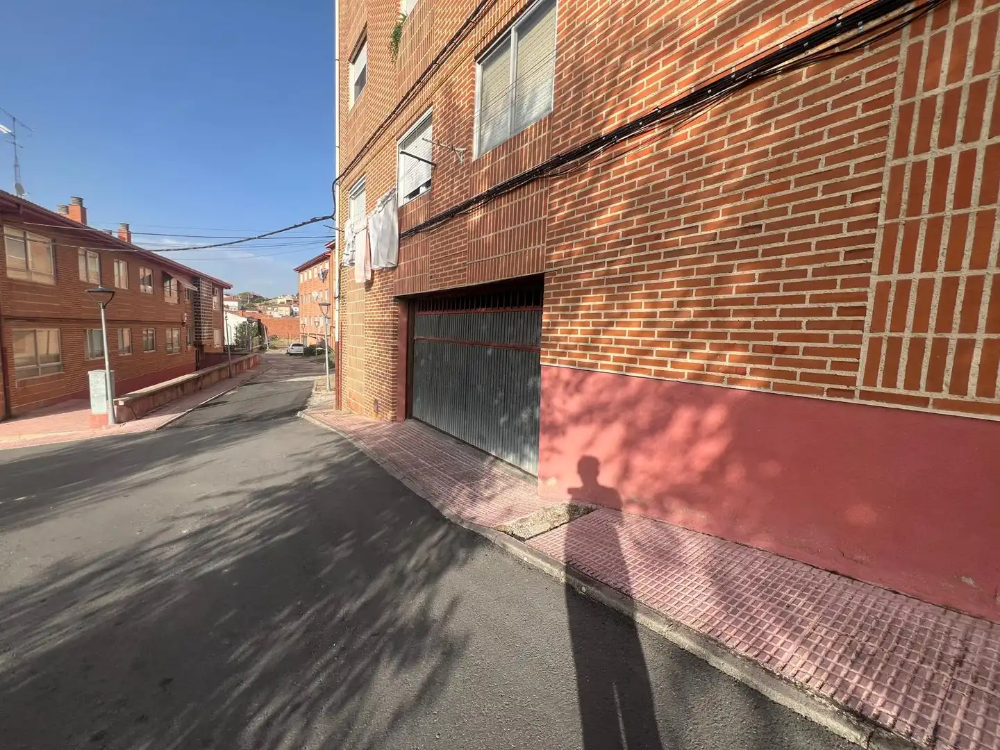 Parking de Piso en venta en Burgohondo con Calefacción y Amueblado
